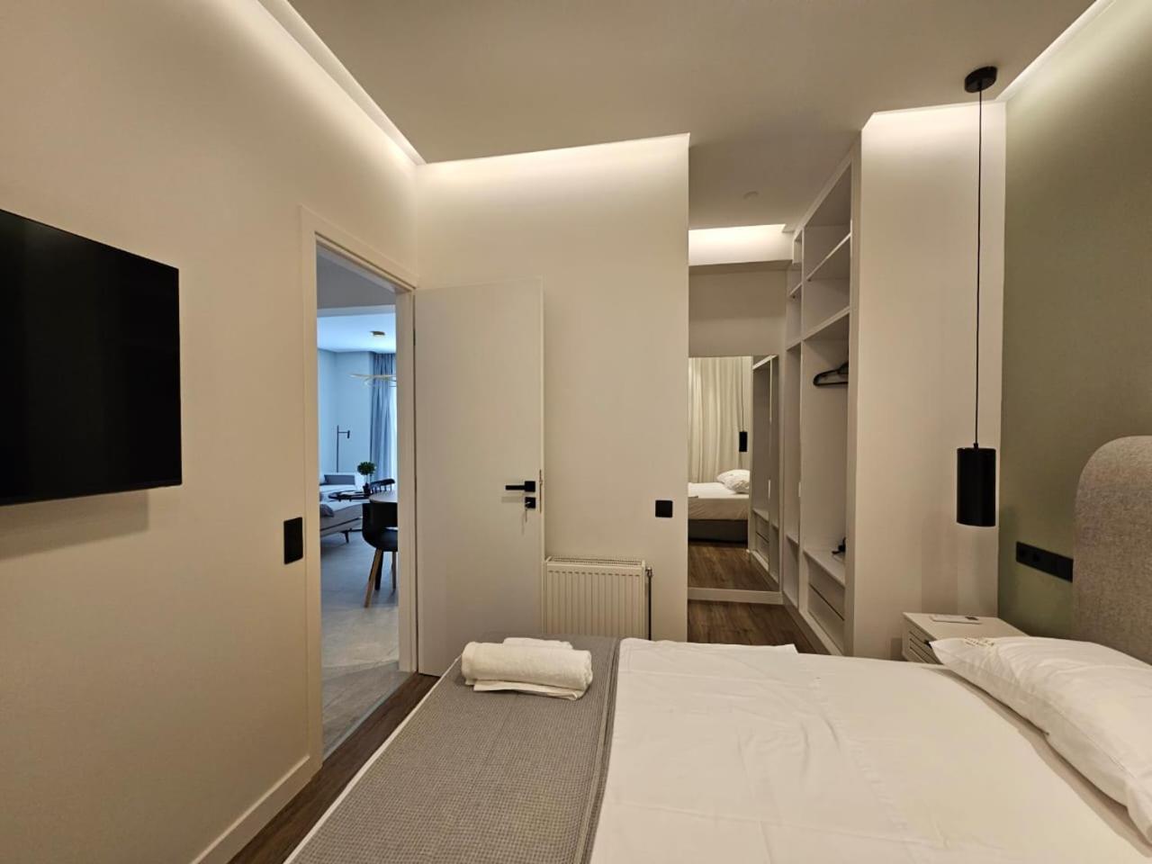 Cas Center Apartmán *